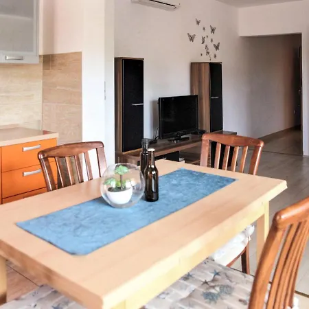 Ea-3 Apartment Ugljan